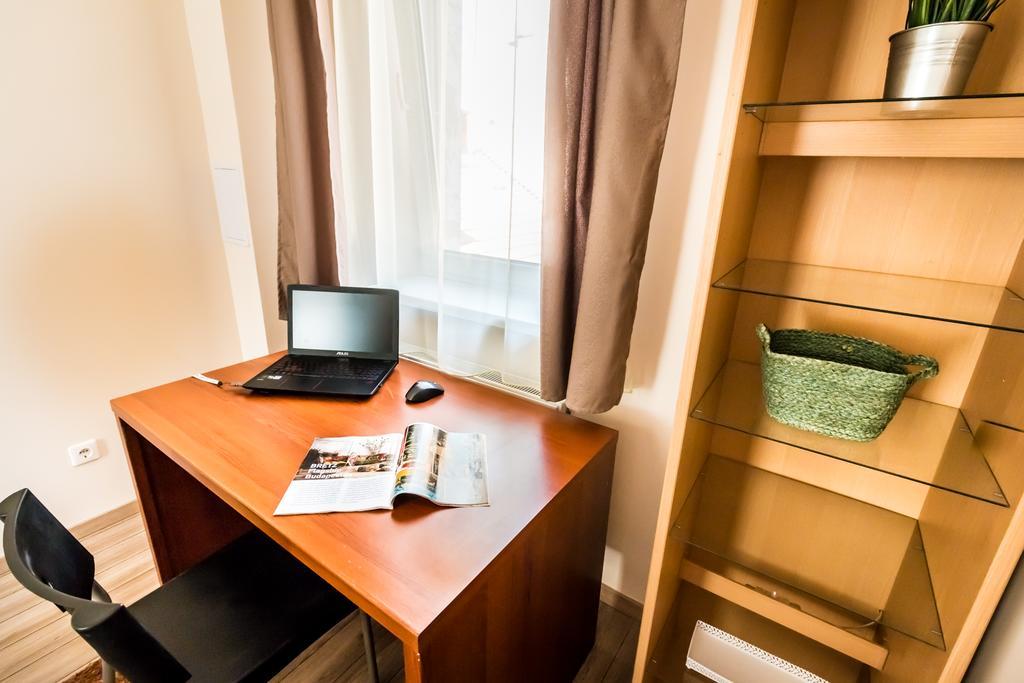 Bpr D8 Premier Apartment